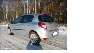 clio4.jpg